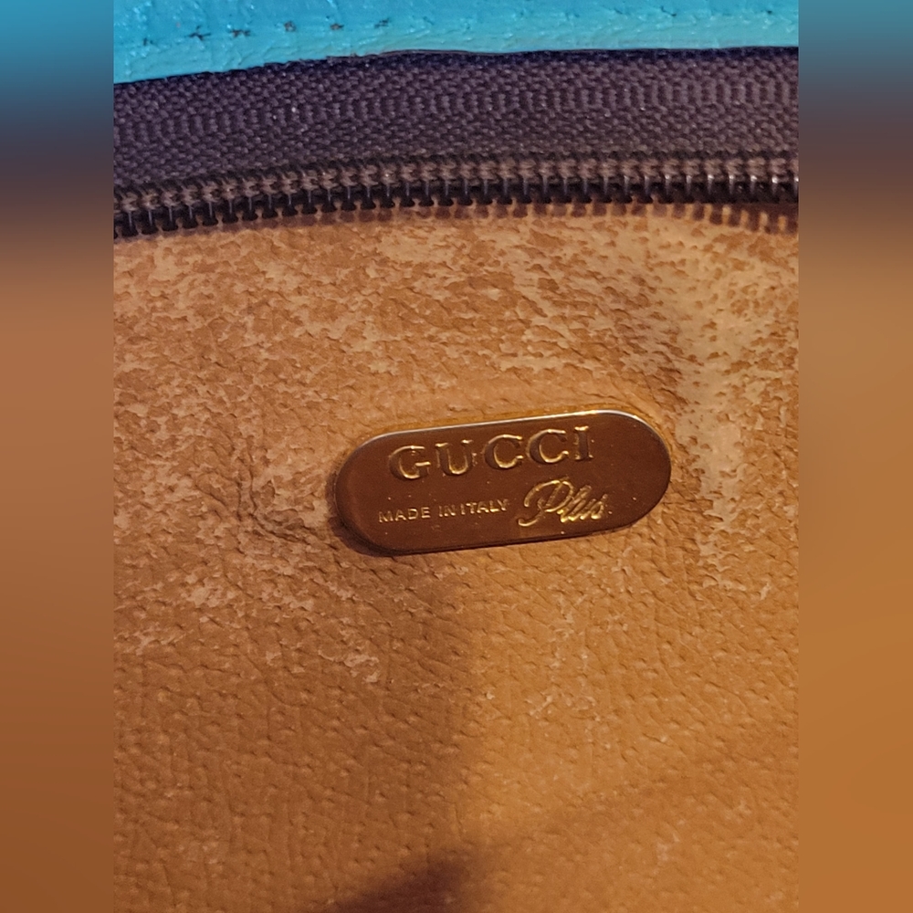 Gucci Beige and Teal Shoulder Bag - Picture 10 of 17
